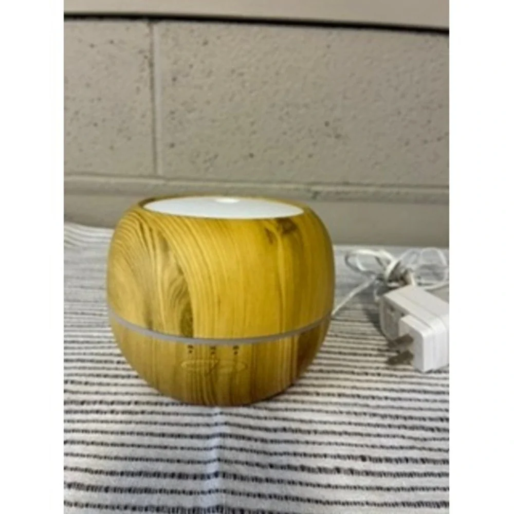 ArtNaturals Aroma Diffuser Wood Grain Ultrasonic Cool Mist Humidifier ANNA-0204